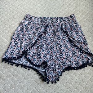 Flowy Shorts. Size 4.
